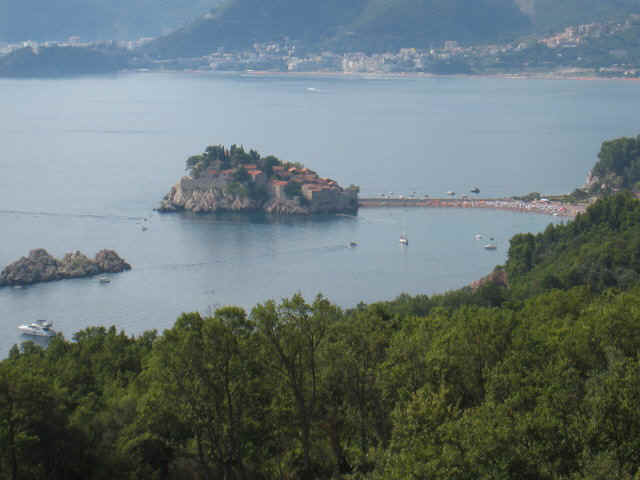 sveti stefan.jpg (70684 bytes)